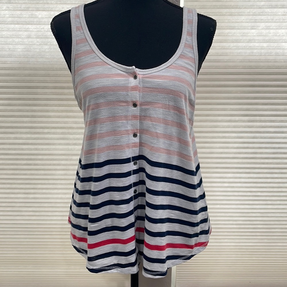 SO tank. Size L.